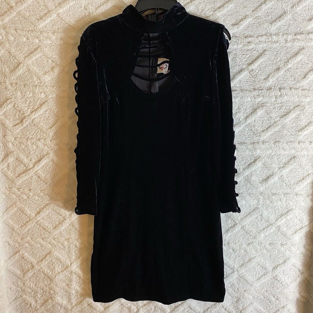 VINTAGE 4-U Dress Womens Medium? Black Velvet Cutout Keyhole Evening Prom 90s